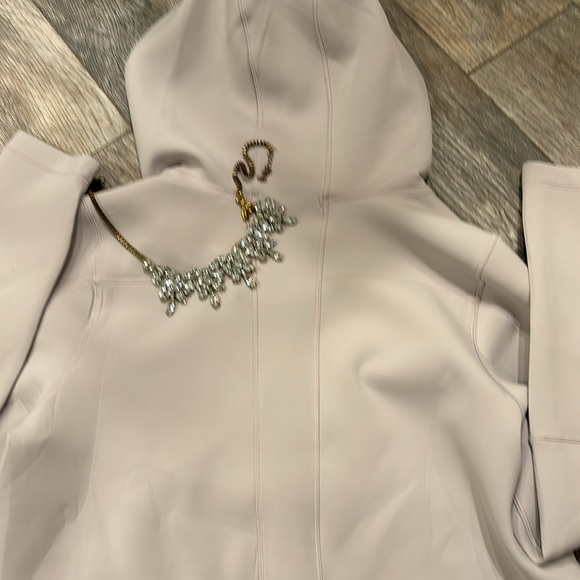 Lululemon unleash strength hoodie - Picture 8 of 9